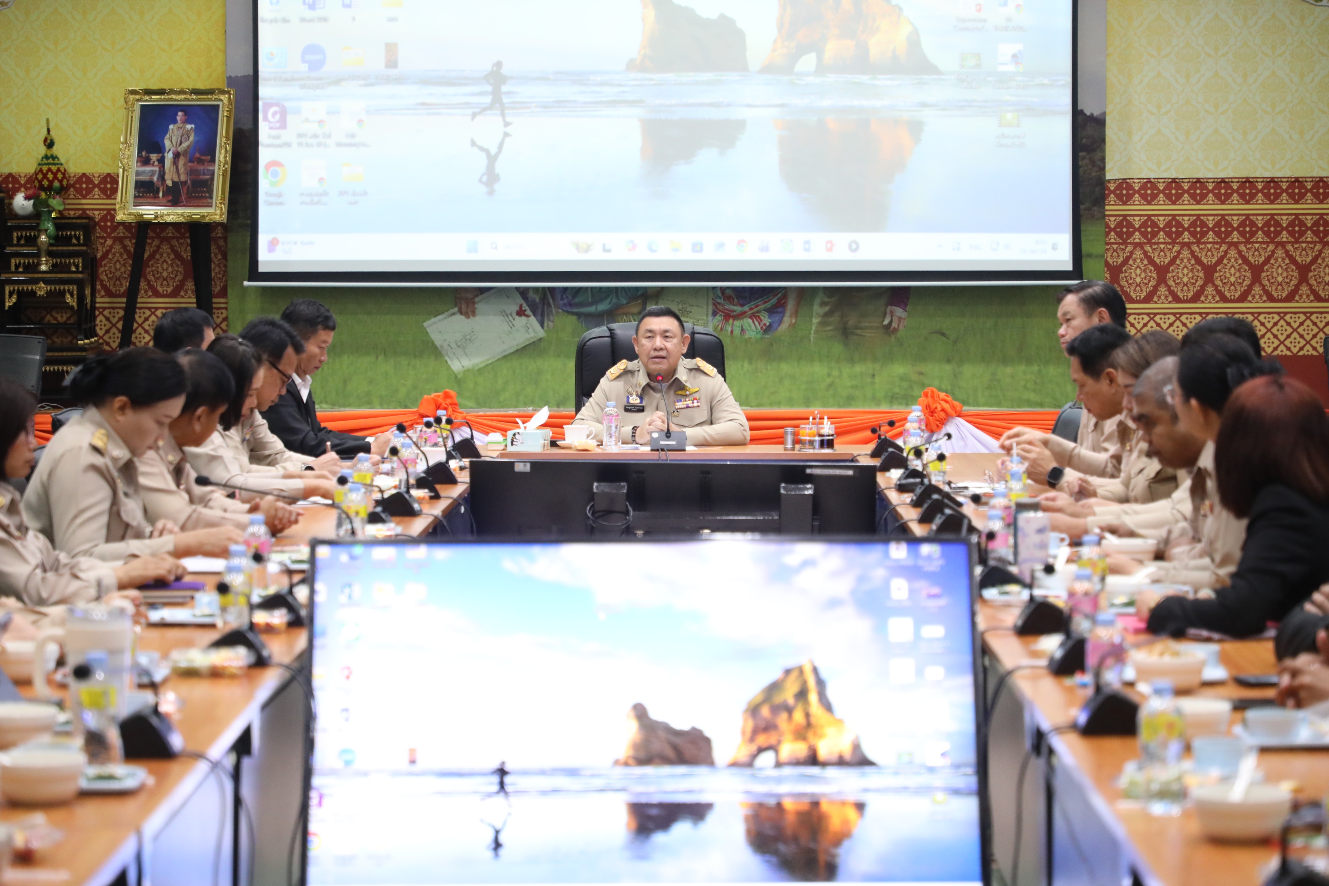 title - ส.ป.ก. จัดประชุม Morning Talk คณะผู้บริหาร เพื่อติดตามและขับเคลื่อนงานนโยบาย ส.ป.ก.